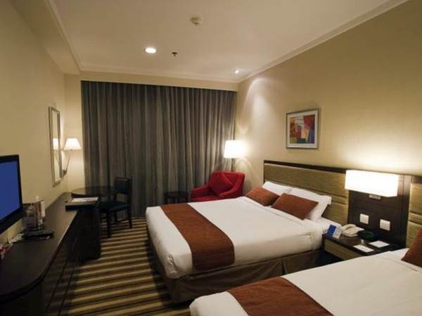 Metropark Hotel Kowloon - Exempel på rum